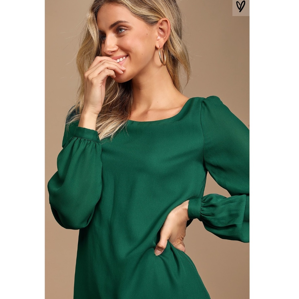 NWT Lulu's: Status Update Forest Green Shift Dress